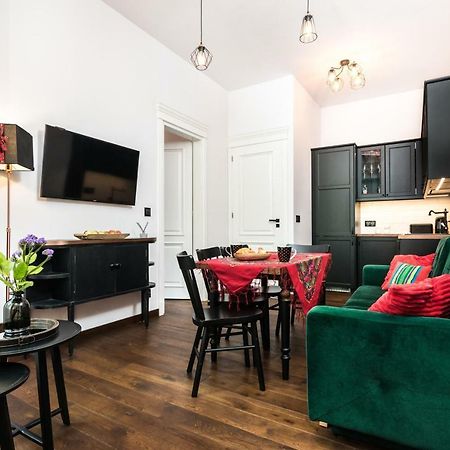Wooden Horse - New Apartment - Old Town Краків Екстер'єр фото
