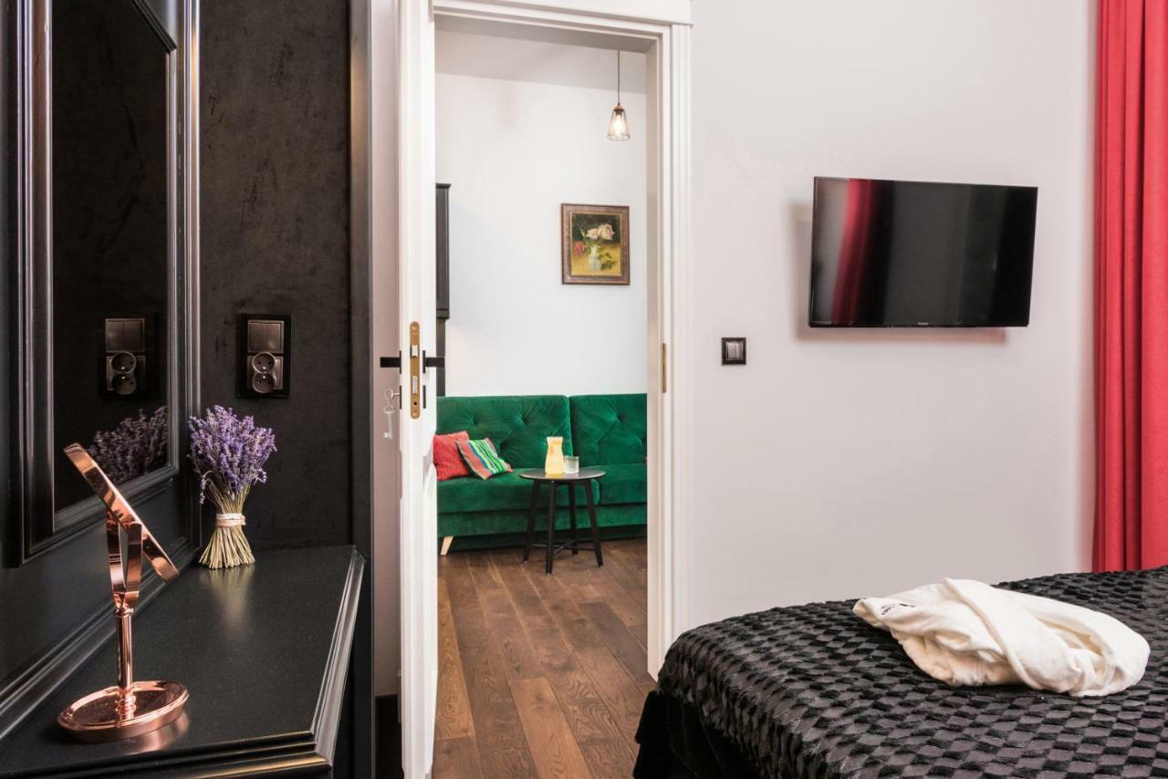 Wooden Horse - New Apartment - Old Town Краків Екстер'єр фото